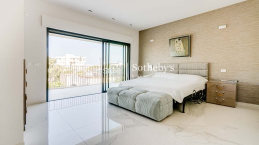 פנטהאוז למכירה סותביס נדלן